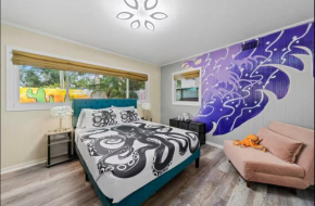 Trendy & Relaxing - Close to Beach - Pool - Hot Tub